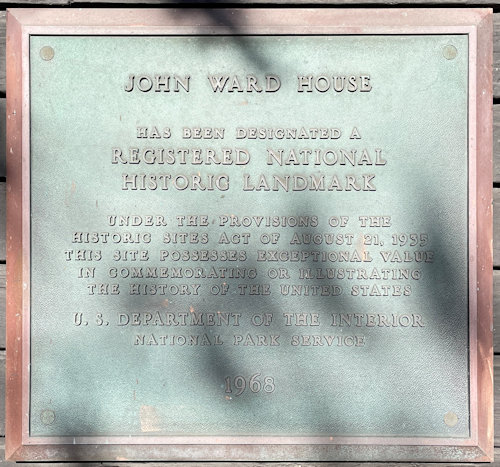 Plaque